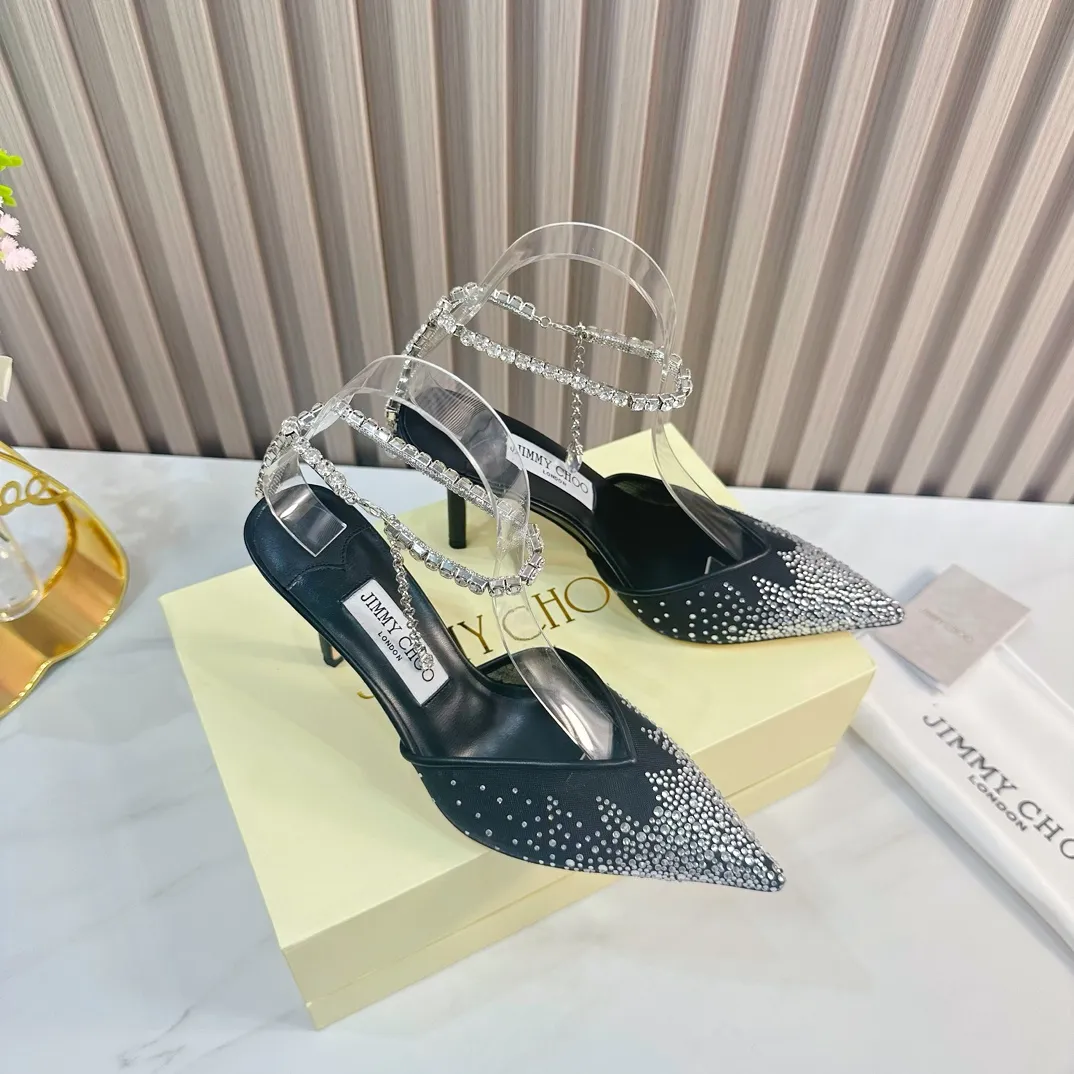 👟👟Ex-factory price 700👟👟 JIMMY CHOO (Jimmy CHOO) 💝💝💝 is a very comprehensive noble fashion lifestyle brand, with a series of women's high-heeled, medium-heeled, flat-heeled sandals with the same strap from major fashion bloggers and celebrities in Hong Kong and the United States.  The Australian pointed toe, round toe and square toe series are simply beautiful. Fall in love with elegance and playful sense of the future. Just by looking at them, you want to own them immediately, but you can really think about a pair of exquisite high heels~~~~~~~~~~~~~~~~~ 💝This series is specially designed for extraordinary and indifferent ladies, thus creating a unique overall effect, Jimmy Choo Design products that inspire women to move forward and show their charm💝💝💝 1⃣️Material: Imported genuine mesh hot diamond 2⃣️Inner: Imported Italian lambskin, super soft and delicate 3⃣️Outsole: Imported Italian original original color genuine leather outsole Heel height 8.5cm (10.0/6.5cm can be made) 4⃣️Code number: 35-39 (34.40.41.42 customized)